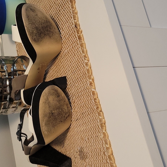 Shoes - Picture 8 of 16